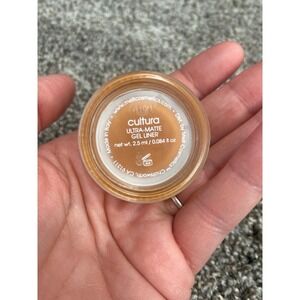 Melt Cosmetics ultra matte gel liner Cultura Eye Liner
